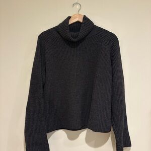 Banana republic turtle neck